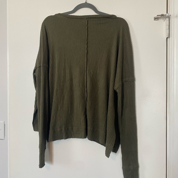 Women’s ribbed v neck long sleeve top size small - Picture 3 of 6